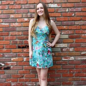 Lush Floral Linen Blend Mini Dress Size Medium